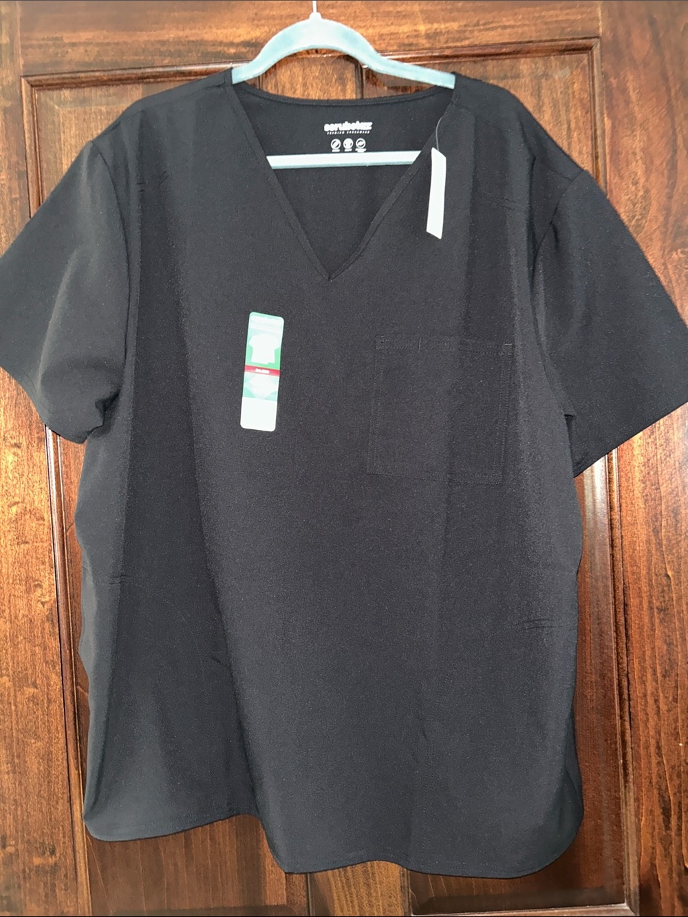 SCRUBSTAR Women’s Black V-Neck Scrub Short Sleeve Shirt 2XL NWT